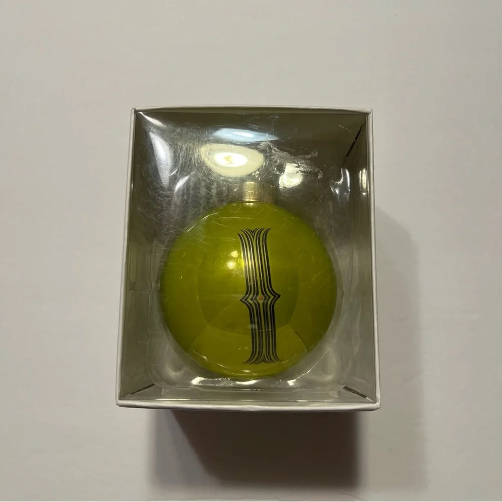 Monogram Ornament Glass “I” Yellow/Green 3